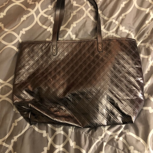 Silver bath and body works tote ✨ - Picture 2 of 3